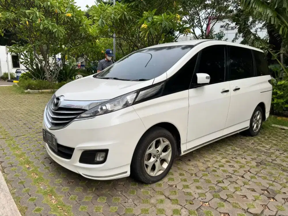 Mazda Biante 2.0 Automatic Skyactiv 2016 Putih