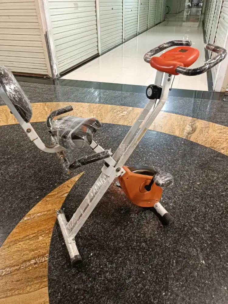 Sepeda statis xbike bisa dilipat