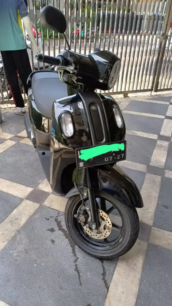 Yamaha Fazzio 2022 Hitam