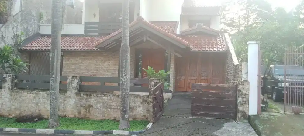 Dijual cepat rumah di Villa Cibubur Indah
