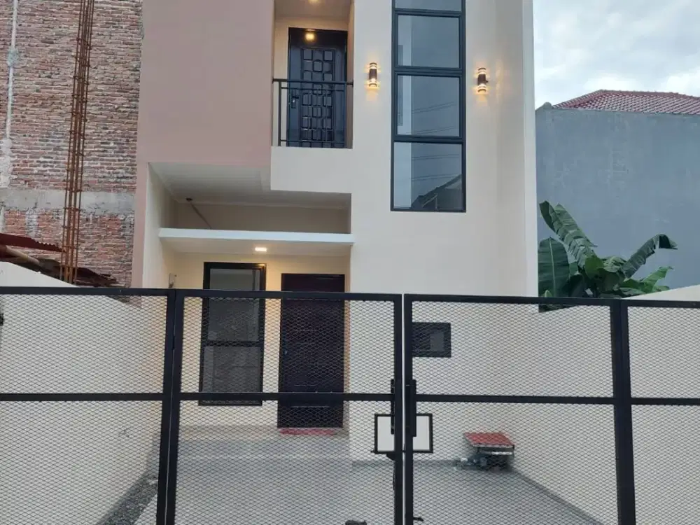 Rumah Brand New di Metland Puri, Siap Huni, Bagus!