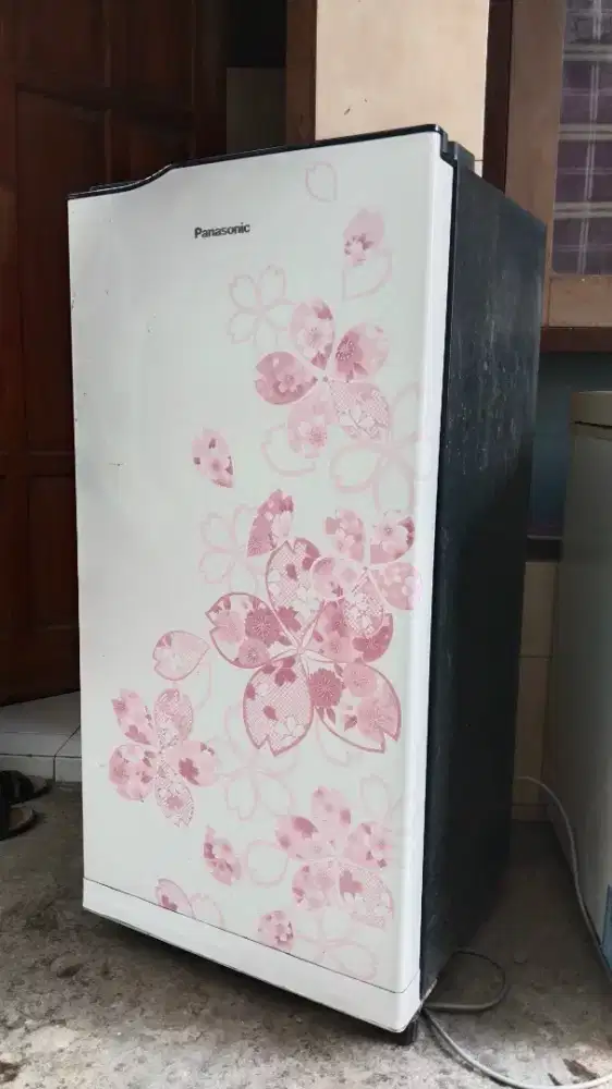 Kulkas PANASONIC Mesin Halus orisinil Cepat Beku,.
