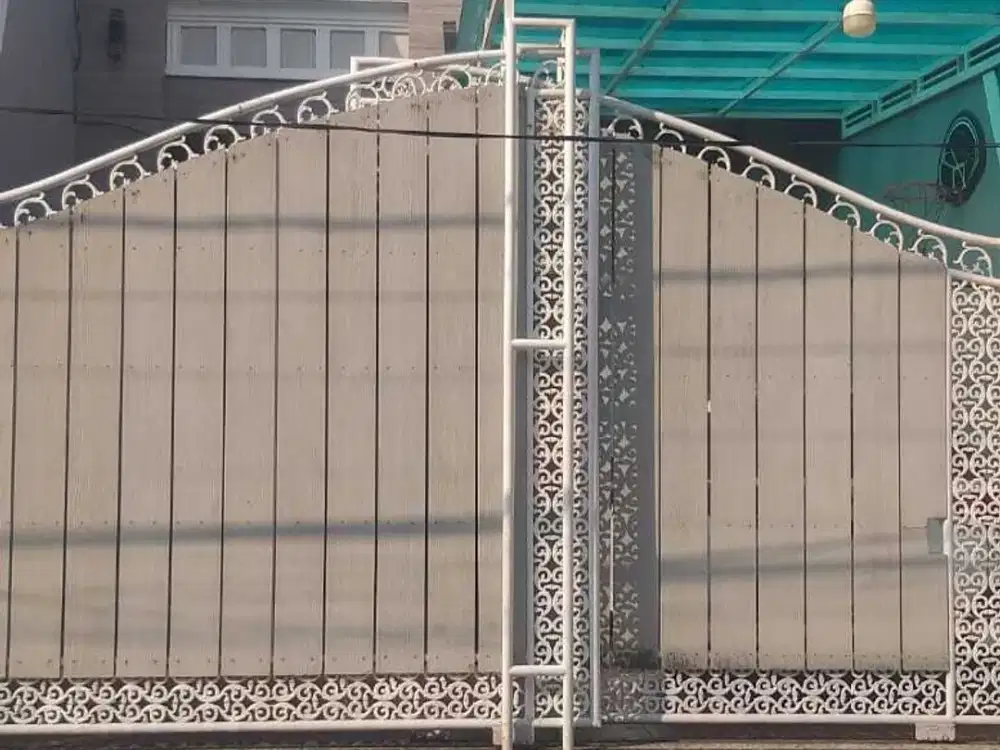 Jual Rumah Siap Huni, Rapih Sudah Renovasi, Semifurnish Pondok Bambu