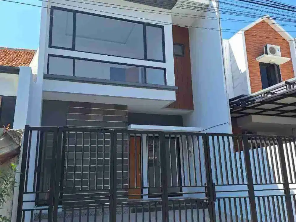 Rumah Baru Gress Klampis Semolo dekat Hokky MERR