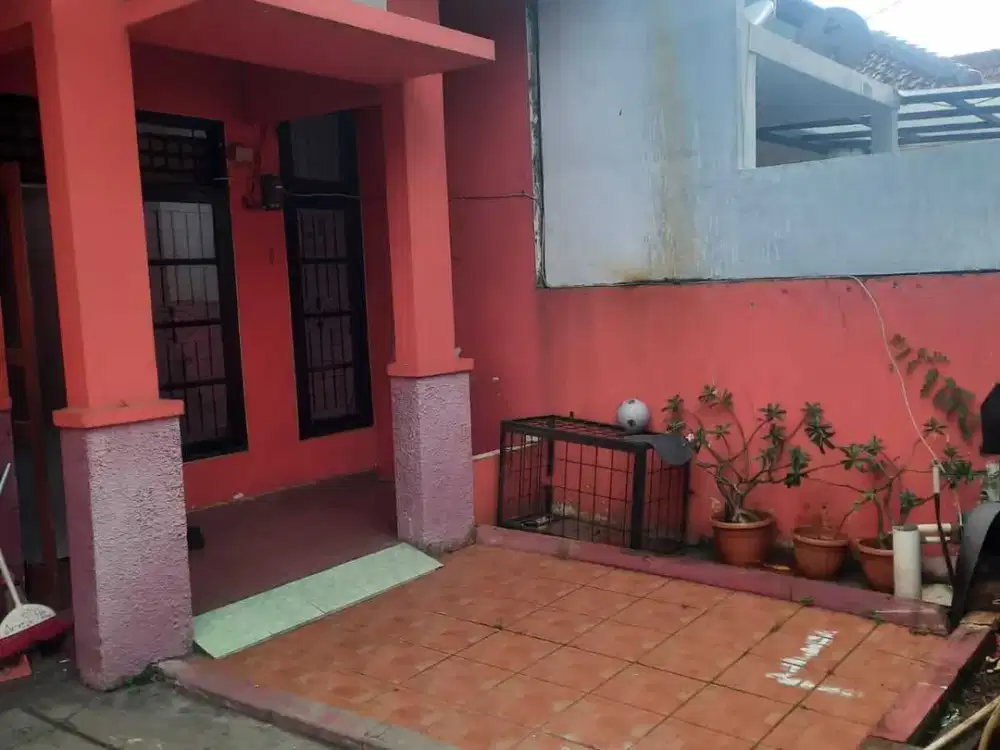 Disewakan Rumah Standart Metland Lebar 6 SHM, Jakarta Timur