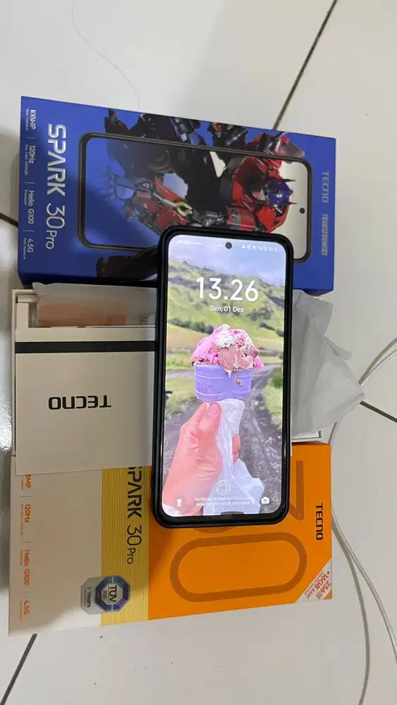 Tecno Spark 30 Pro 8/256 Like New Fullset