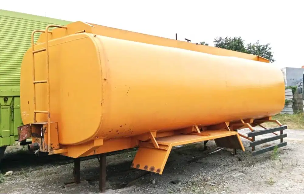 Murah Tangki minyak air Mitsubishi Fuso Hino Ranger Isuzu Giga 6x4