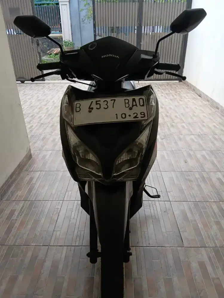 Honda vario 2014 .tgn 1 dari baru siap pakai . Pajak 10 - 2026