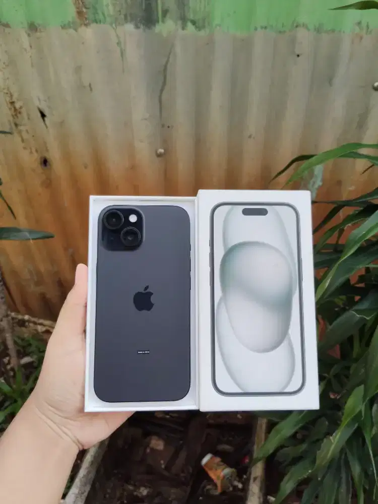 iPhone 15 128gb ibox