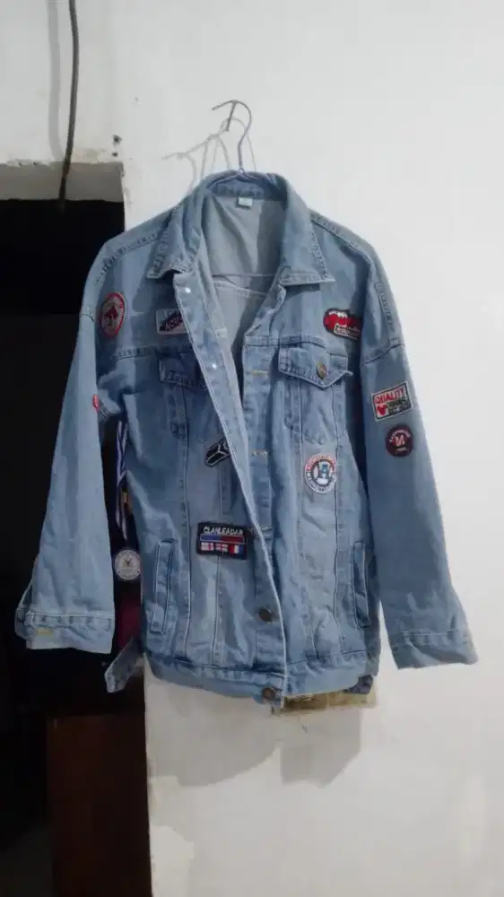 Jaket Denim cocok buat yang hobi bepergian - HSC 2025