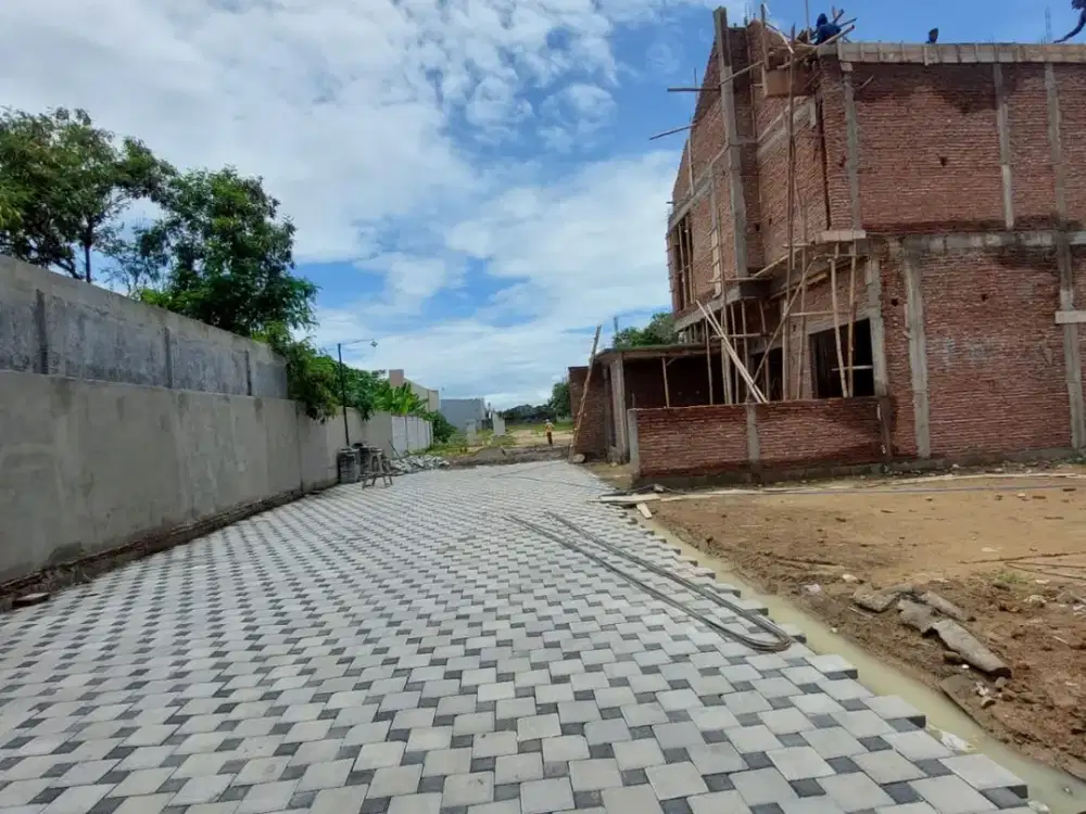 TANAH KAVLING LOKASI PINGGIR JALAN RAYA DI SOLO BARU DIDALAM KOPLEKS PERUMAHAN ELIT CLUSTER