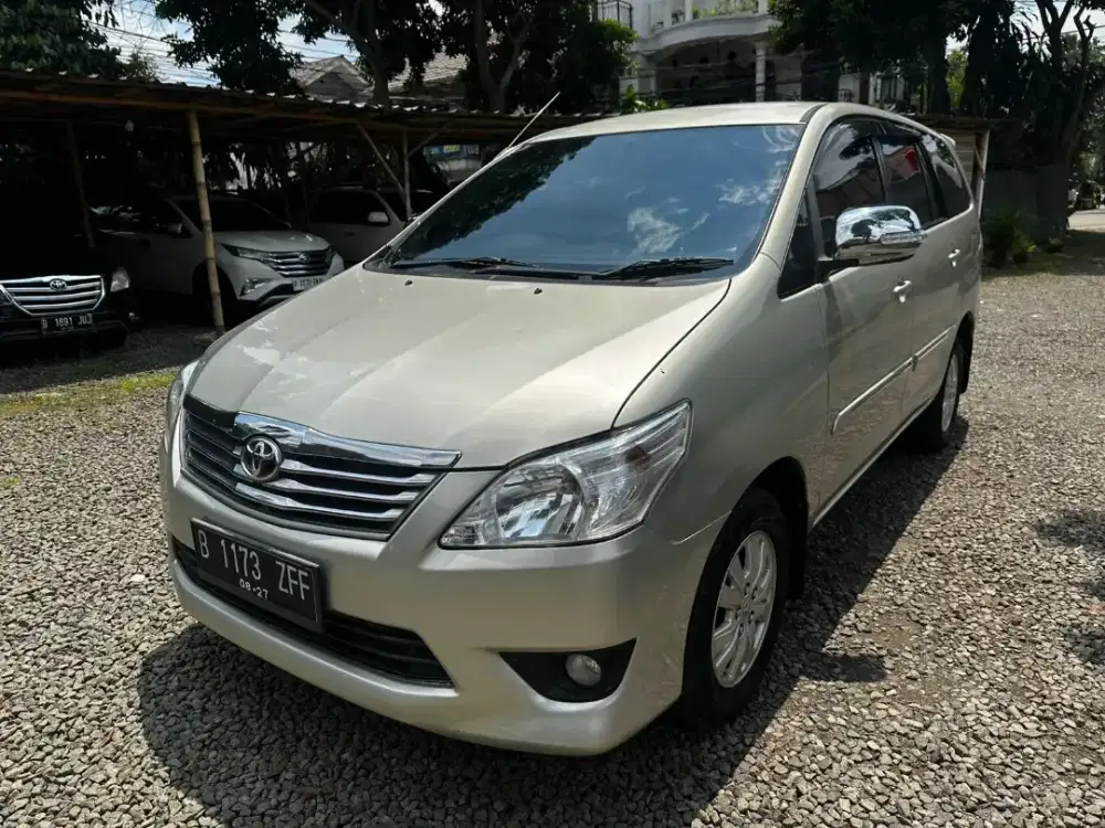 TOYOTA KIJANG INNOVA G AT 2012