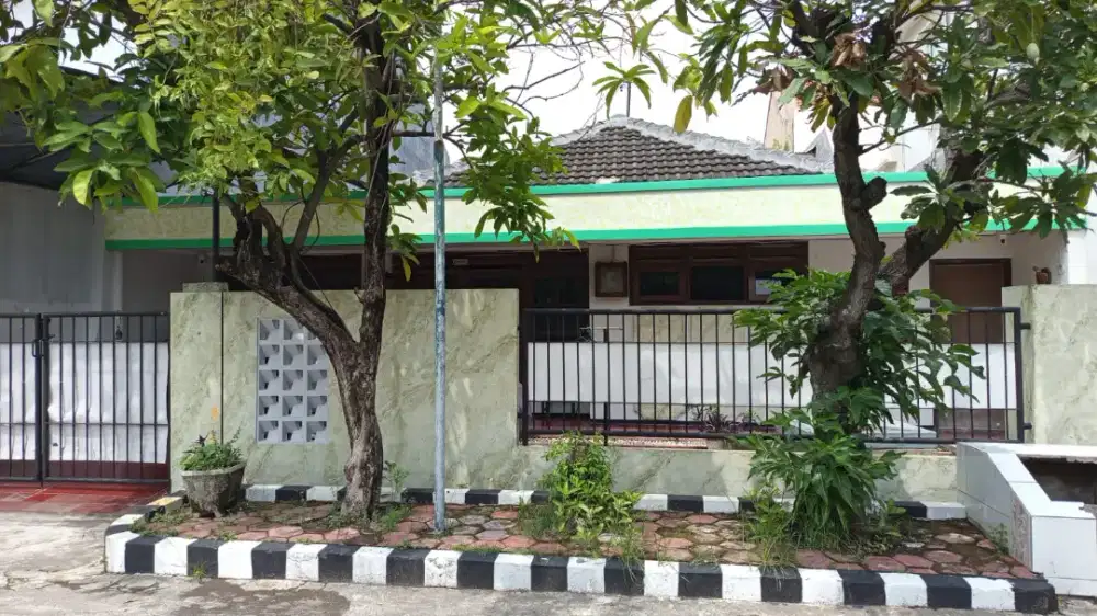 ROW 3 Mobil Rungkut Menanggal Harapan dkt rungkut mapan