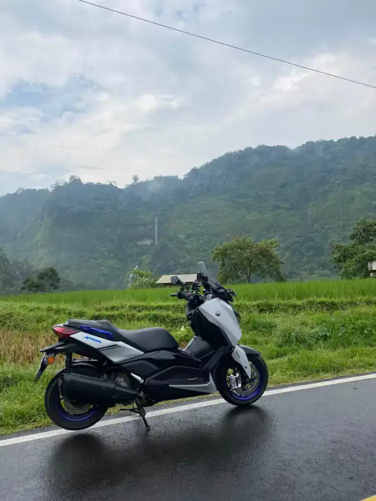 Dijual XMAX connected 2023 Abs