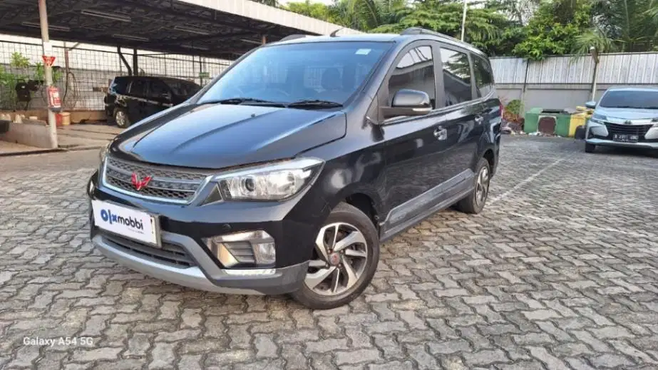 TERMURAH Wuling Confero S 1.5 C Lux Bensin-MT 2022 FKE