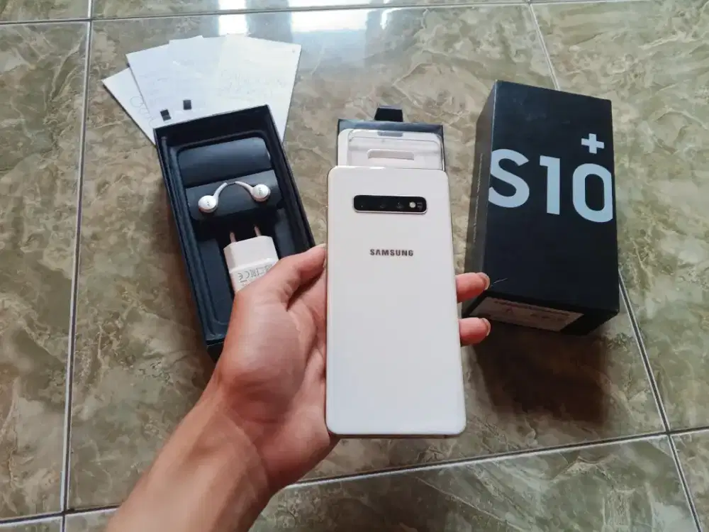 Samsung S10+ 12/1TB Fullset SEIN Langka Super Mulus Like New