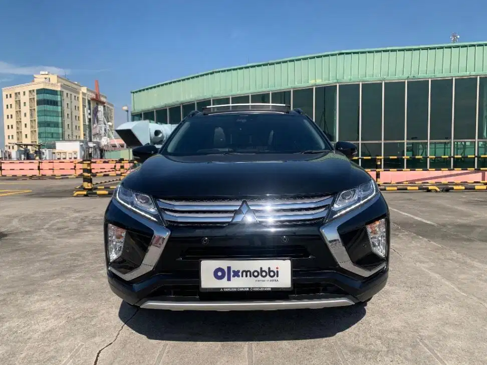 DP MURAH Mitsubishi Eclipse Cross 1.5 Ultimate AT 2019 Hitam CAMUB