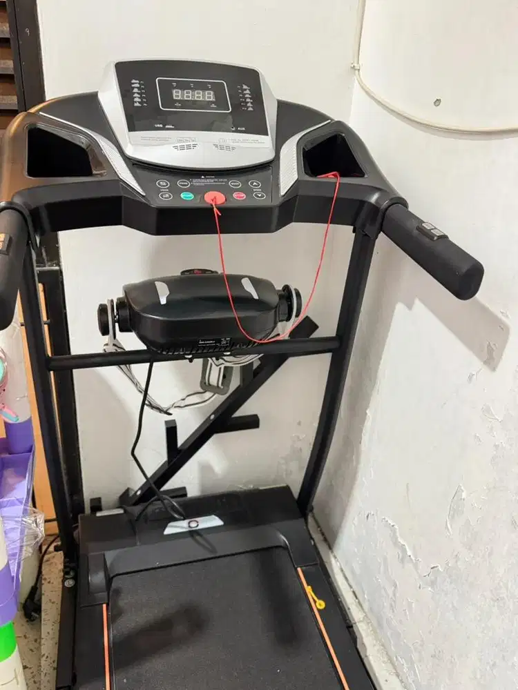 Treadmill i Reborn pemakaian pribadi