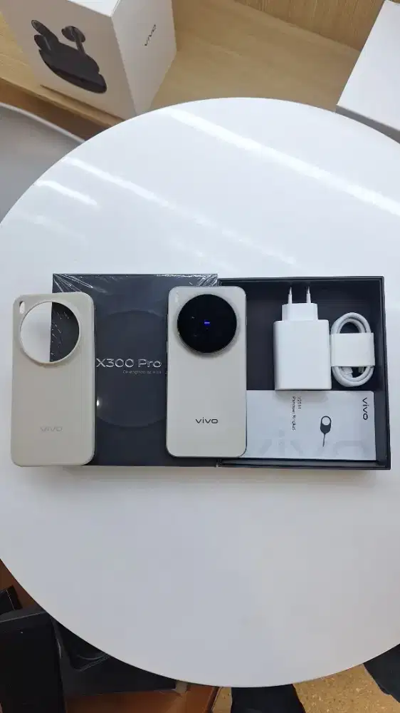 Promo Potongan langsung 600k Vivo X300 Pro + Free Buds Vivo 3e