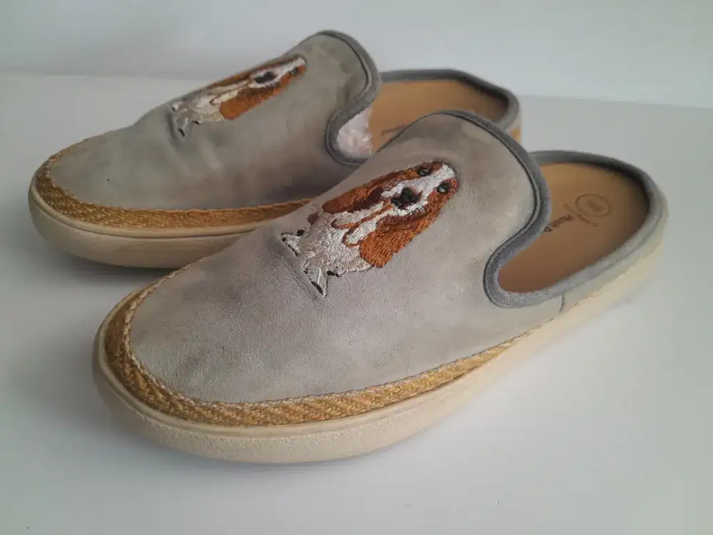 Sandal Hush Puppies Color Green Trim Original