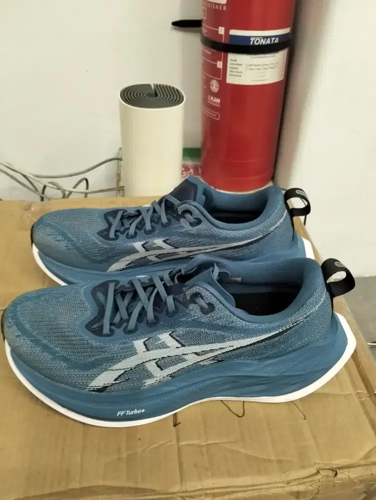 Sepatu Asics Bekas 85KM