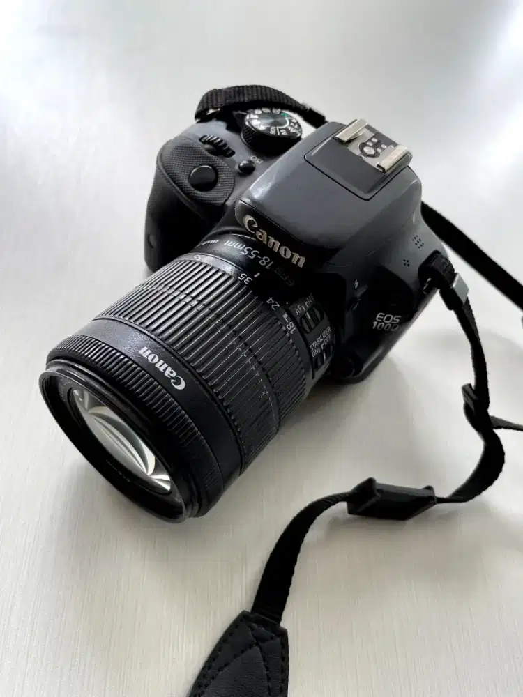 Kamera Canon EOS 100D