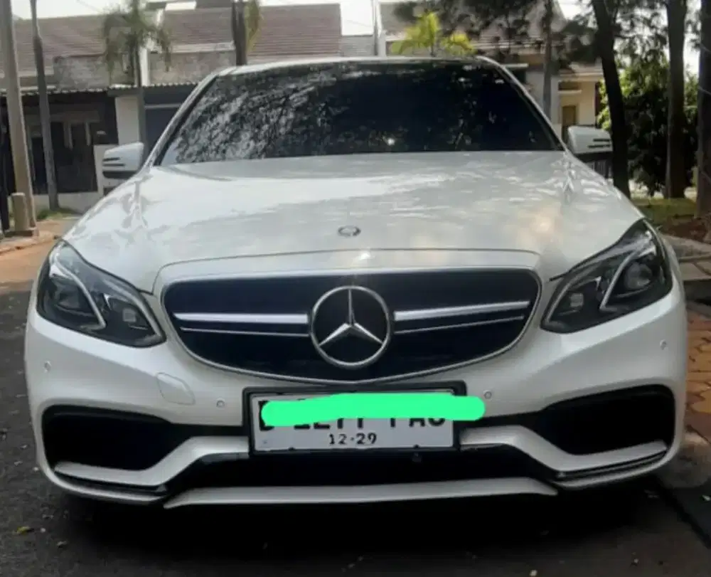 Mercy E63 AMG W212 2013 CBU