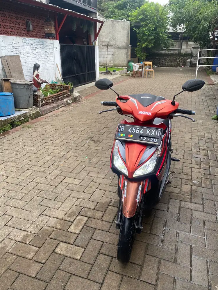 Jual motor Vario 2014 fi lengkap