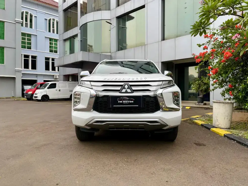 Mitsubishi Pajero Sport Dakar Ultimate Diesel 2021 AT 2.4, Km 48Ribu