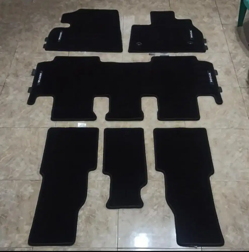 Karpet toyota kijang innova zenix hybrid Original Toyota Fullset
