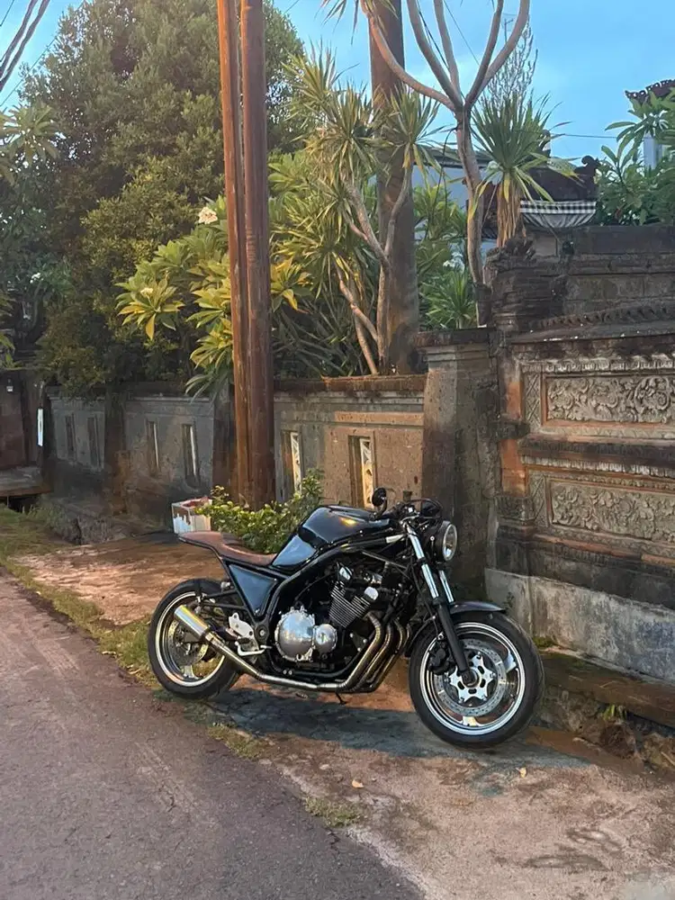 XJ 900 Diversion Caferacer