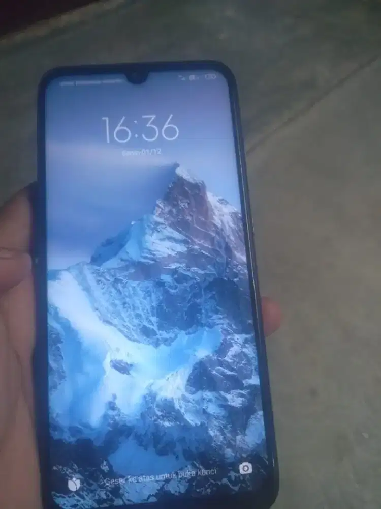 HP Xiaomi note  7 Ram 4/64. Hitam. Dus lengkap ori