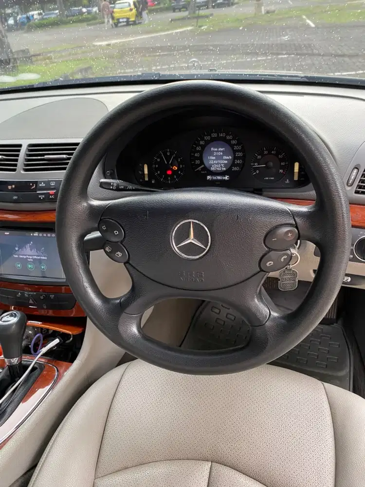 Mercedes-Benz E200 2008 Bensin
