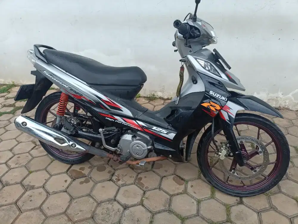 Suzuki Shogun FL 125 antik