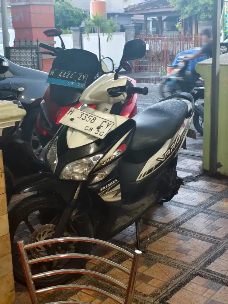 Vario AT 110/ tangan pertama