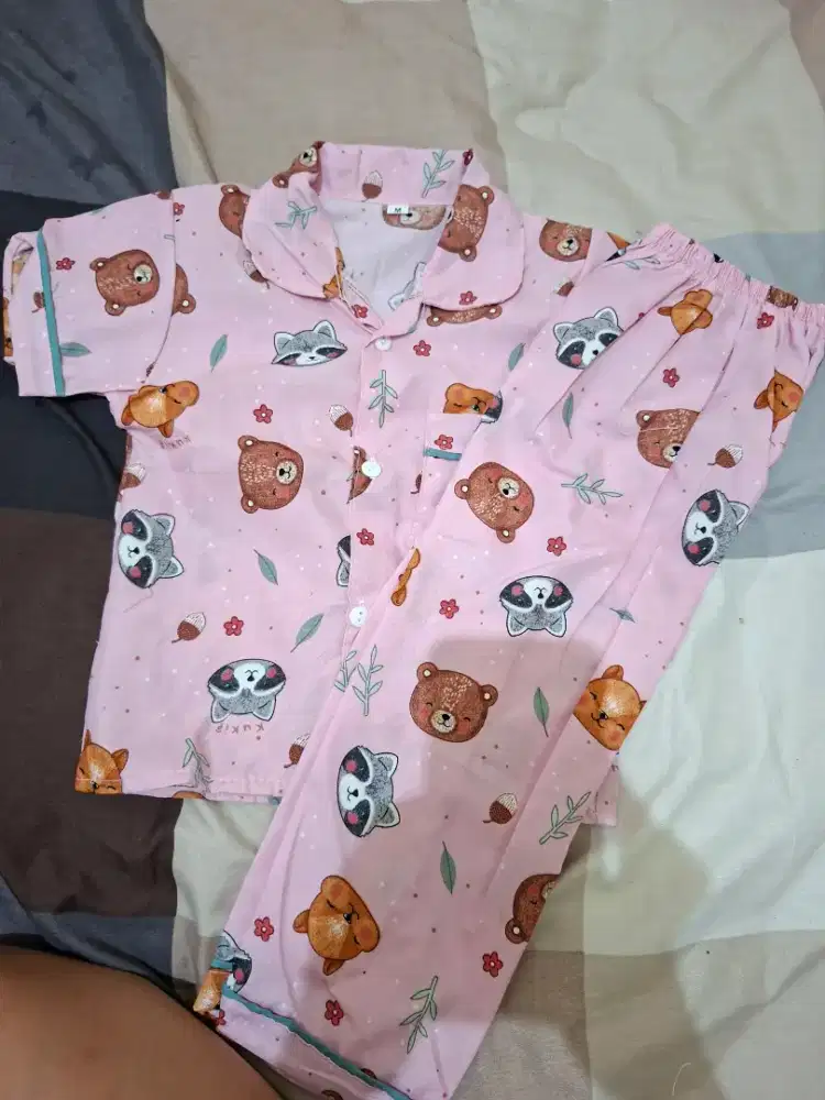 Piyama anak motif