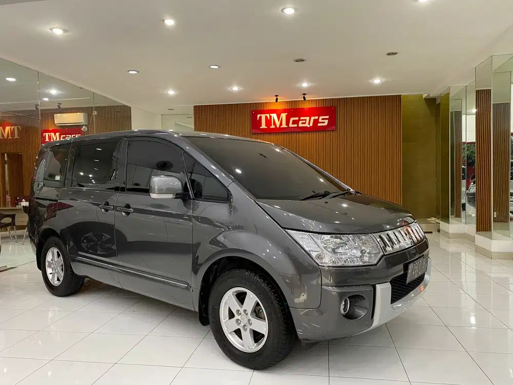 Mitsubishi Delica 2014 Bensin