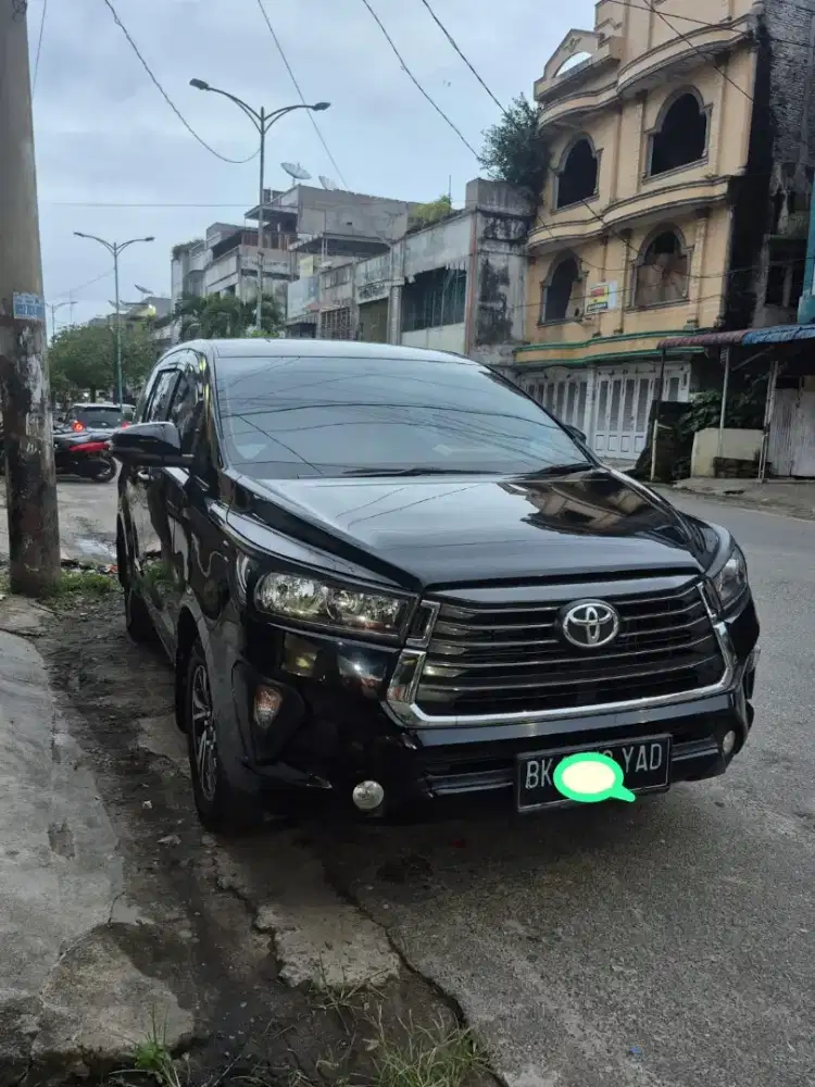 Innova Reborn 2022 Hitam – Tangan Pertama, Mulus Seperti Baru!