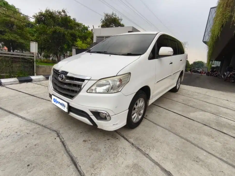 Toyota Kijang Innova 2.0 V Luxury Bensin-AT 2014