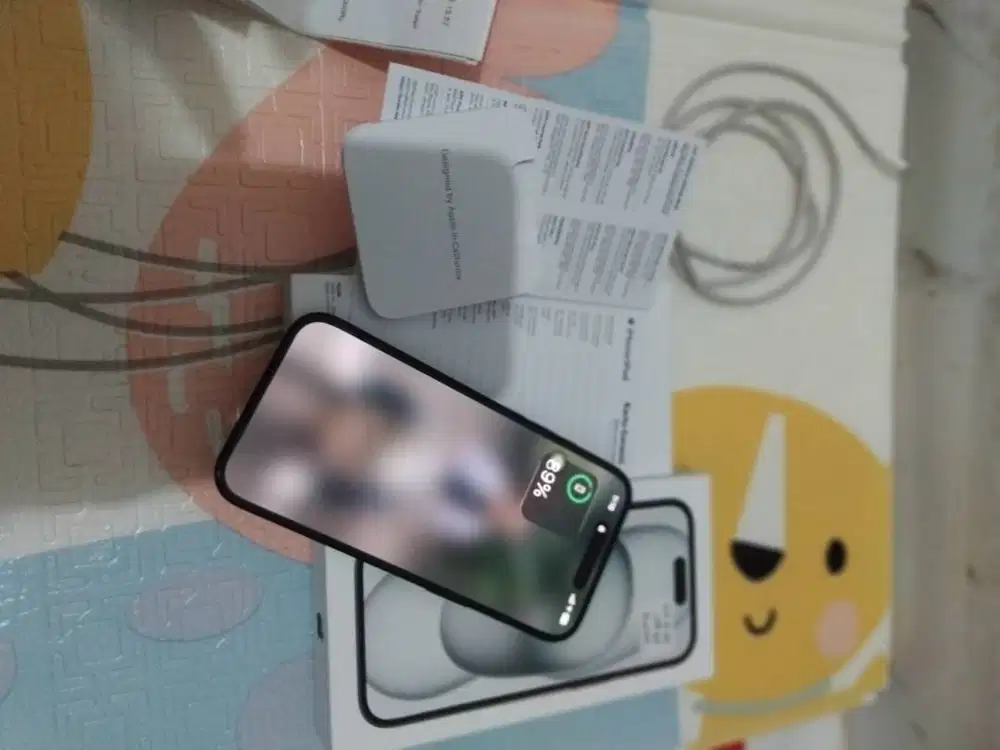 Jual cepat IPHONE 15 128GB Black FULL SET masih ada GARANSI