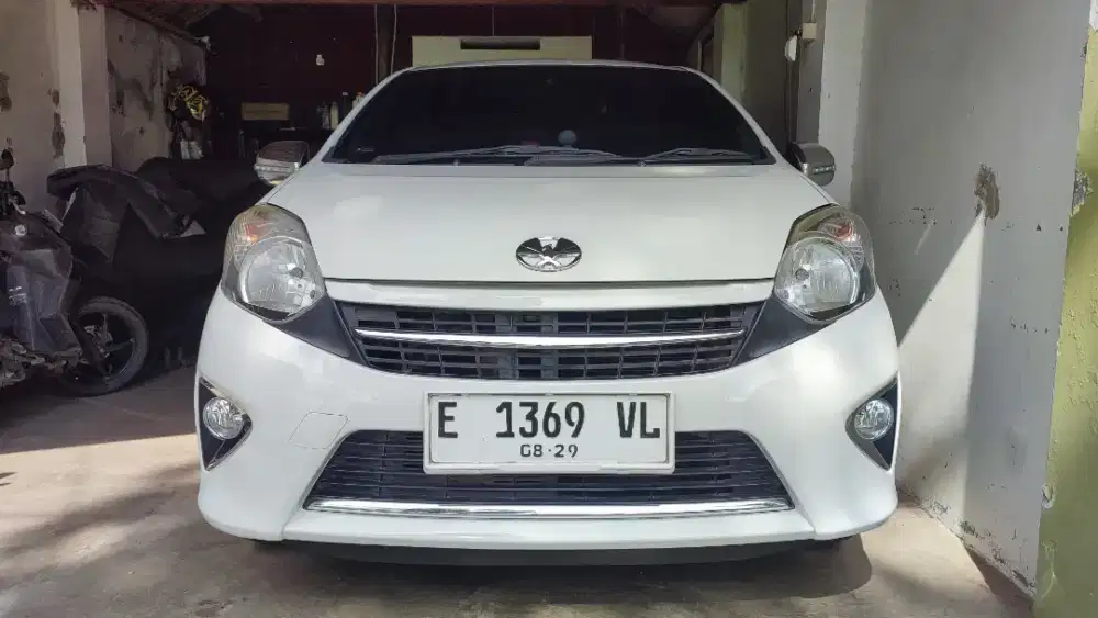 Toyota Agya 1.0 G M/T 2014 Putih