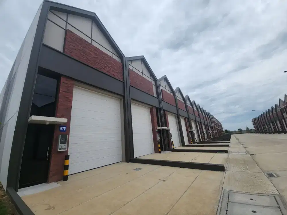 JUAL TERMURAH Gudang Bizpark PIK 2 uk 9x30 Multiguna BAGUS