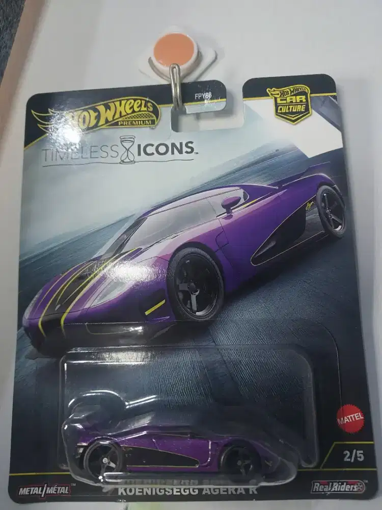 Hot wheels timeless icon agera R