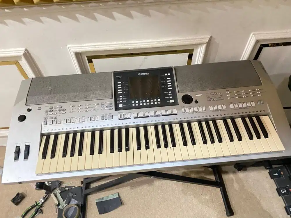 YAMAHA PSR S710