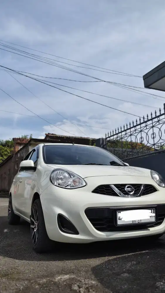 Nissan March 2017 Manual 1.5, Low KM, Mulus Pemakaian Pribadi
