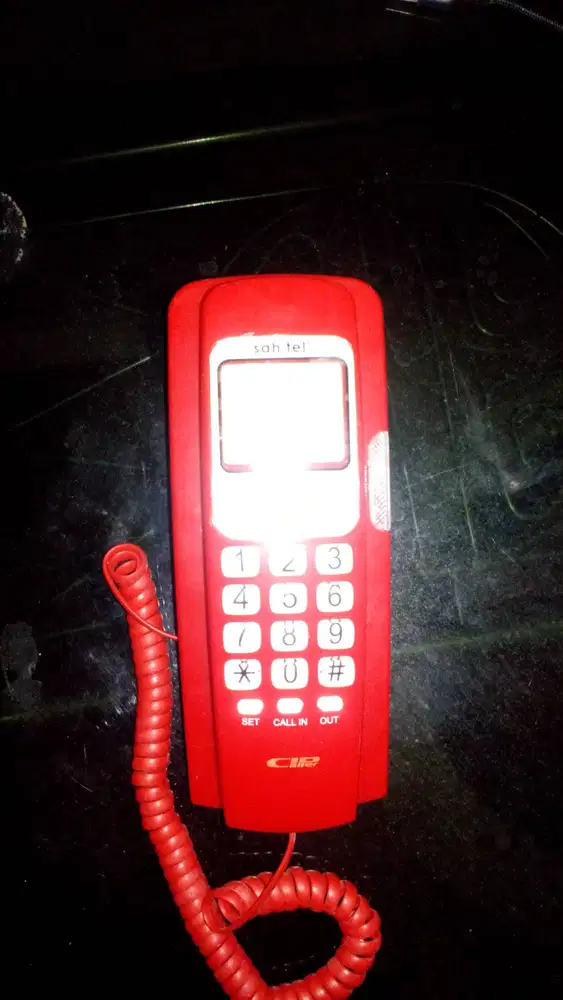 Telephone red 51