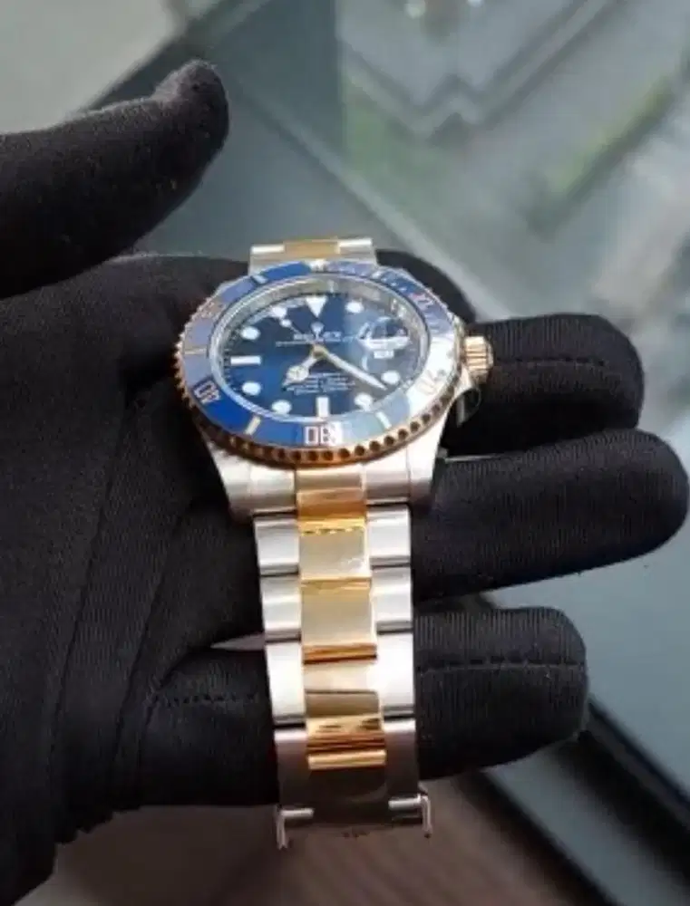 Di jual rolex blue submariner 2022 like new