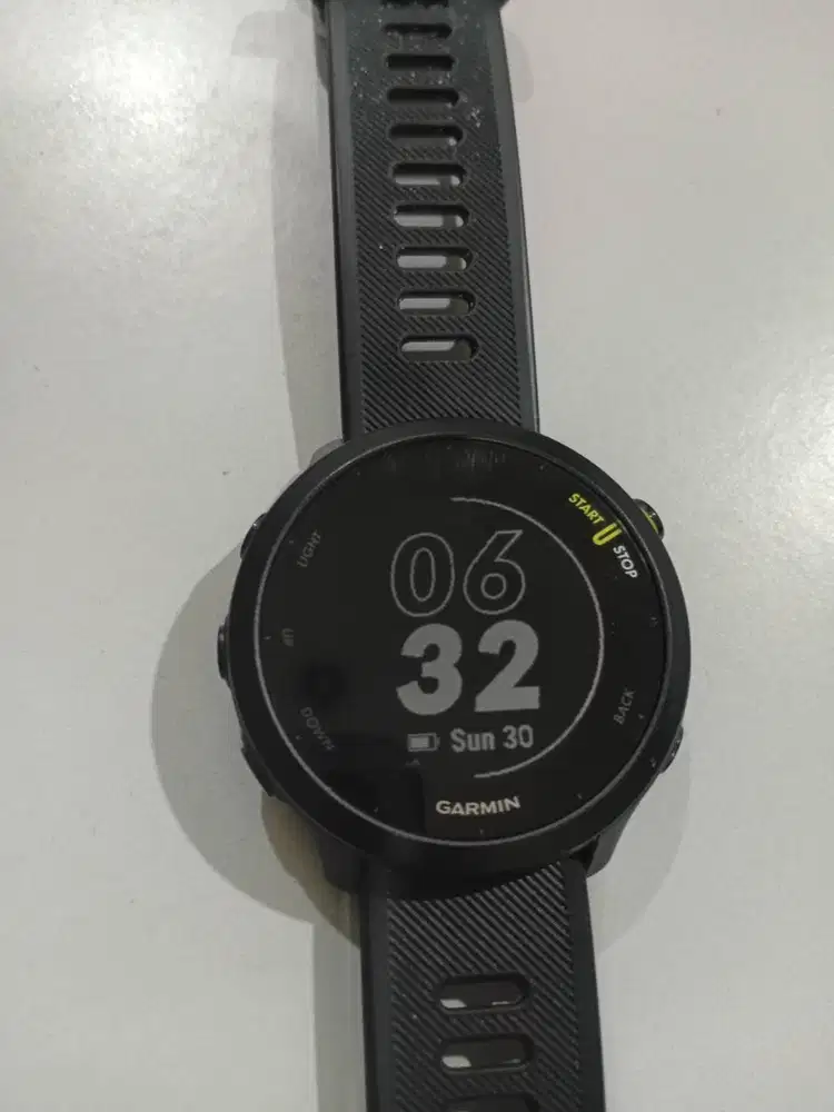 Garmin ForeRunner 55 Warna Hitam Baru Pakai Dari 28 Agustus  2025