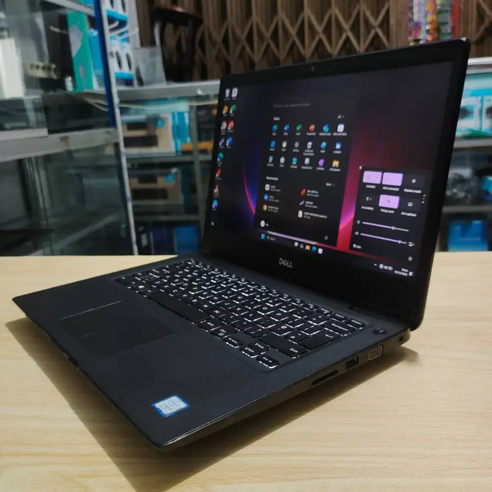 Laptop Dell Latitude Intel Core i5 Gen 8th 8/256 SSD Upgradeble Mulus