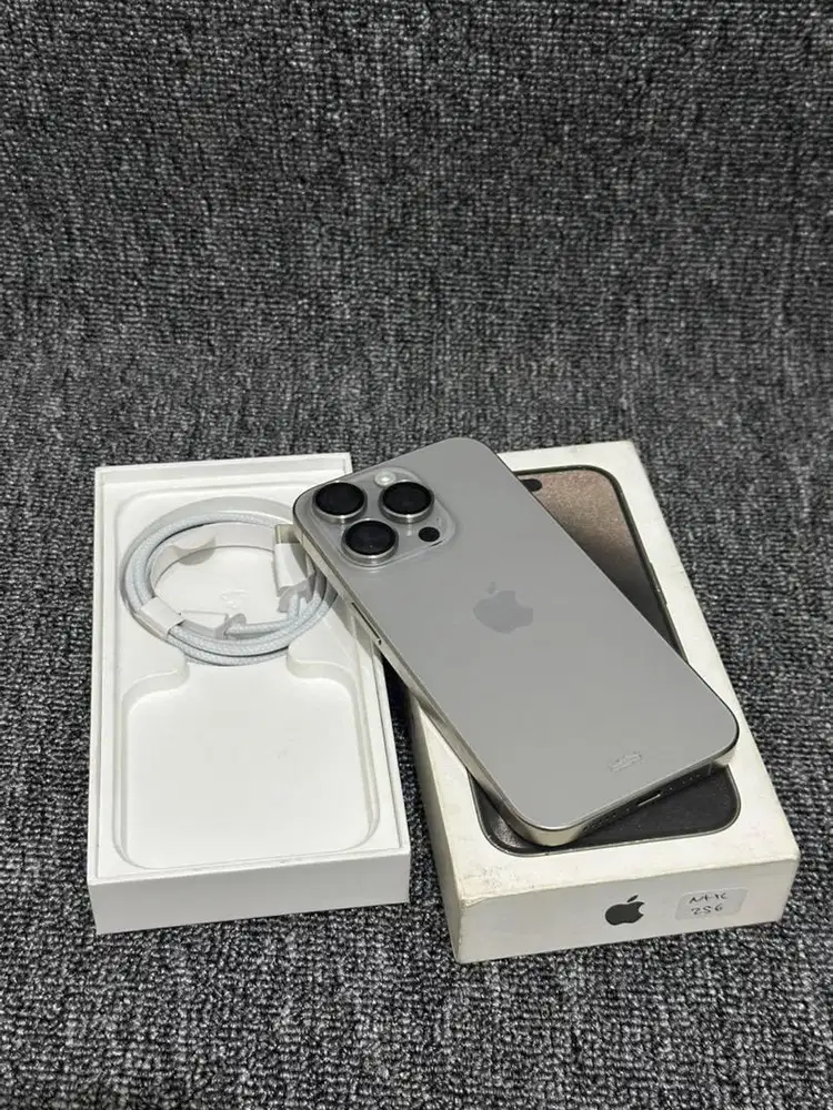 Iphone 15 Pro 256Gb iBox